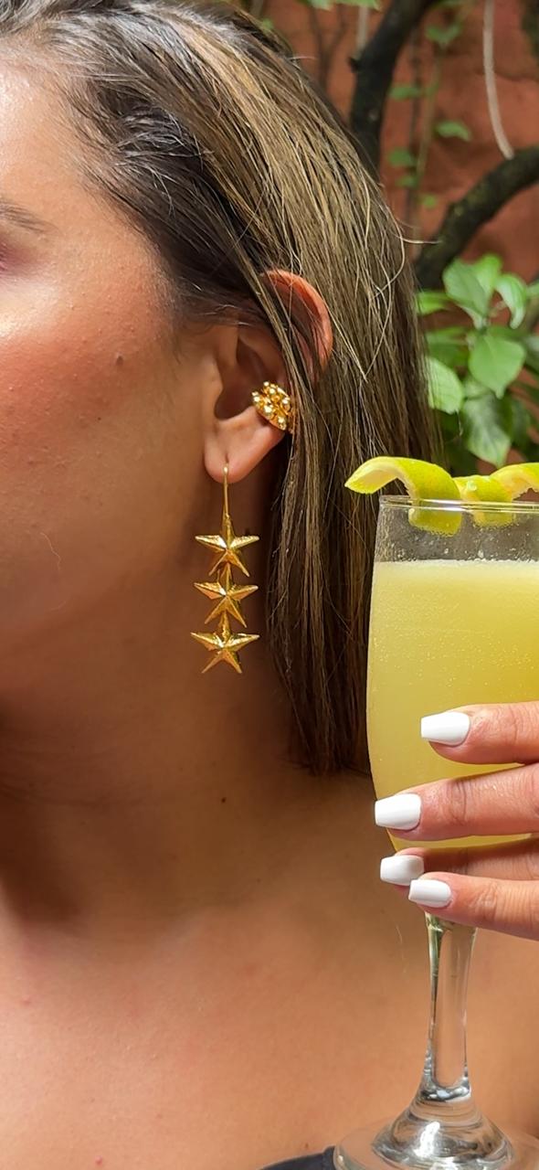 3- Star hook earrings/ Aretes de gancho 3 Estrellas