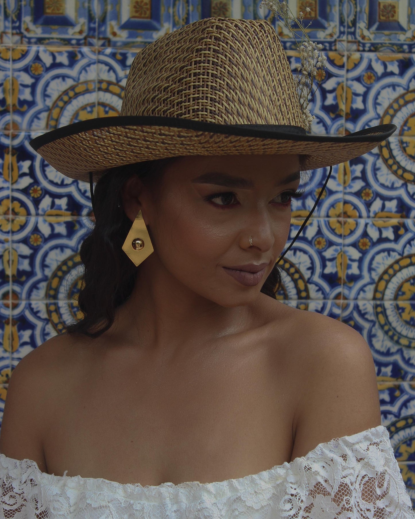 Triangle Earrings/ Arete triangulo