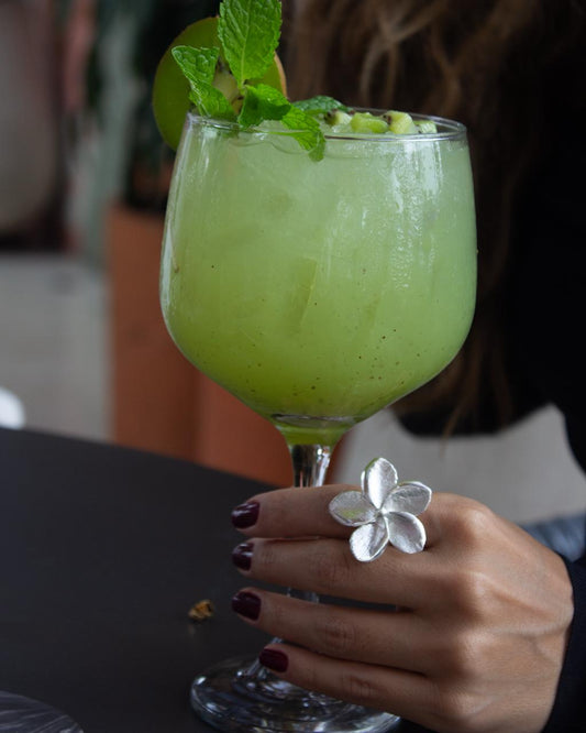 Silver Bloom Ring/ Anillo Florecer plateado