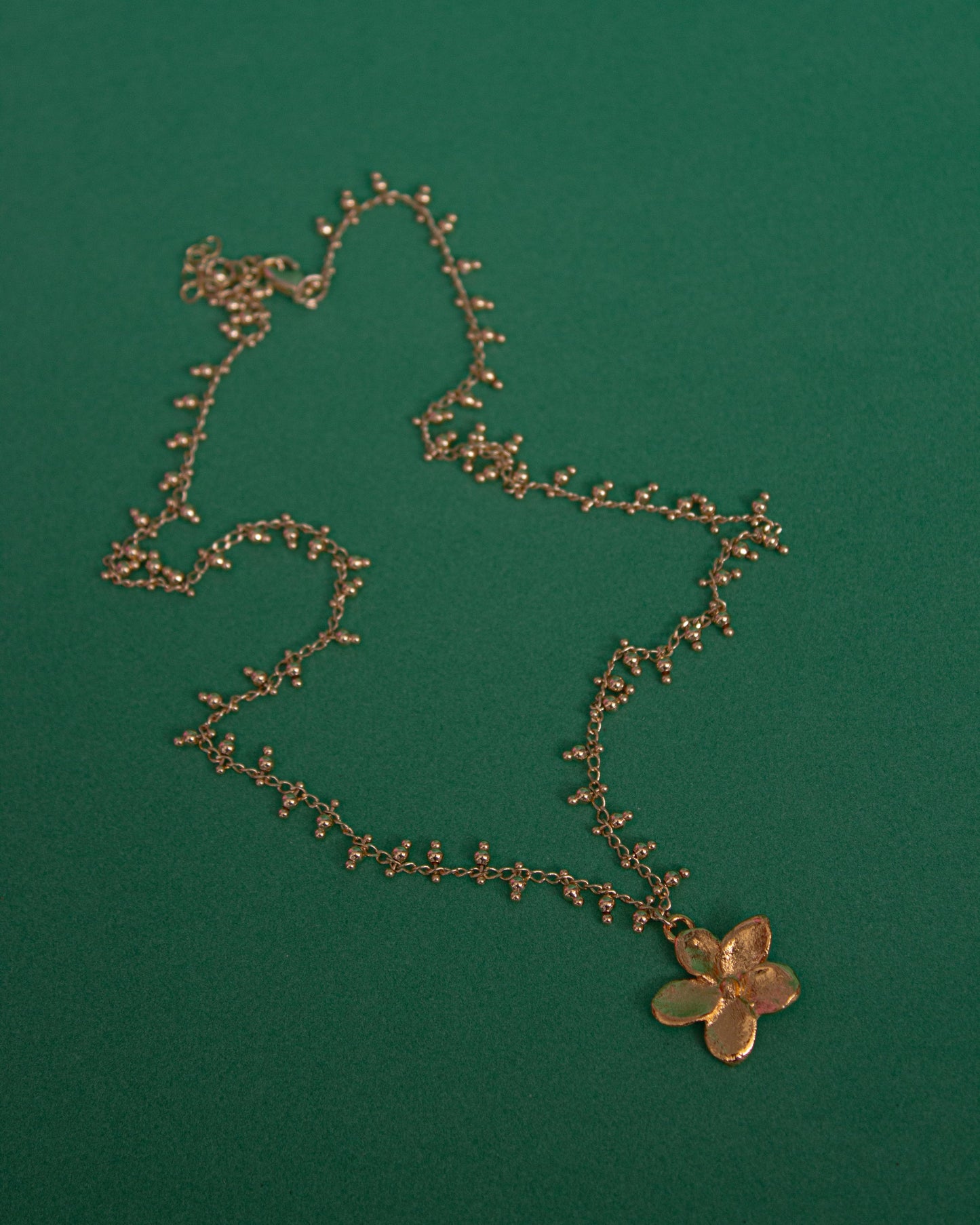 Basic Chain And Charms/ Cadena Básica y dije